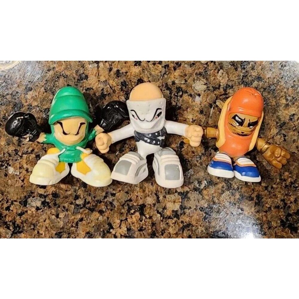 Lot of Vintage Tech Deck Dudes Action Figures And Boards 9 Pieces - Picture 2 of 7